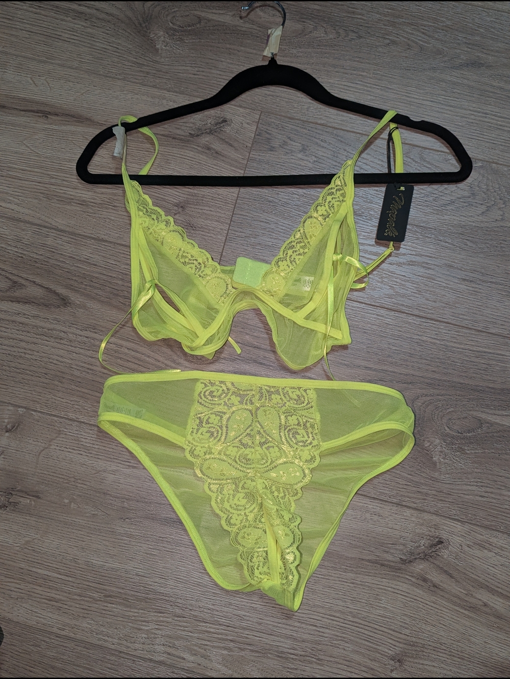 Maidenform Neon Yellow Lace Sheer Bralette & Bikini Set